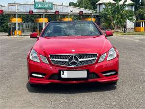 Jual bekas Mercedes-Benz E-Class 250 Merah,lokasi di Jakarta DKI
