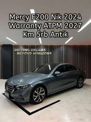 Jual bekas Mercedes Benz E200 Exclusive Line 2025 Hijau Km5rb B1772AFC Nik 2024,lokasi di Jakarta Pusat