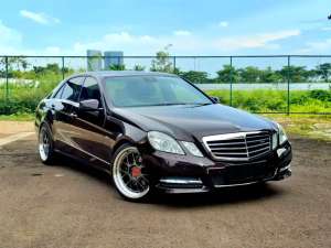 Jual bekas Mercedes-Benz E250 CGI Avantgarde 2011,lokasi di Jakarta Selatan