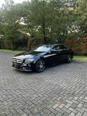 Jual bekas Mercedes Benz E300 AMG 2018,lokasi di Tangerang Selatan Kota