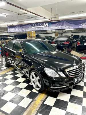Jual bekas Mercedes Benz E300 Avantgarde Panoramic 2011,lokasi di Jakarta Selatan