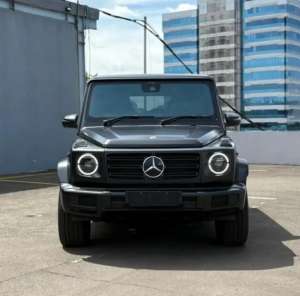 Jual bekas Mercedes Benz G400d Premium Plus NIK 2023 Black KM 3rb Like New,lokasi di Jakarta Utara