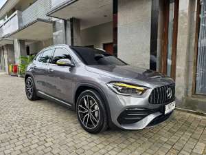 Jual bekas Mercedes Benz GLA 35 AMG Th 2023,lokasi di Jakarta Selatan