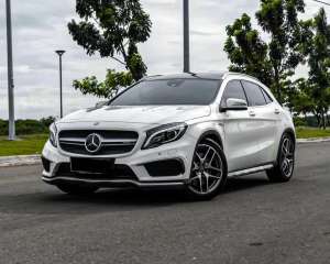Jual bekas Mercedes Benz GLA45 AMG 2015 Putih White 2014 2016 dijual cepet Bu,lokasi di Jakarta Selatan