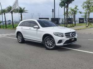 Jual bekas MERCEDES BENZ GLC200 AMG LINE 2.0 TURBO 2018 PANORAMIC SUNROOF X253,lokasi di Jakarta Selatan