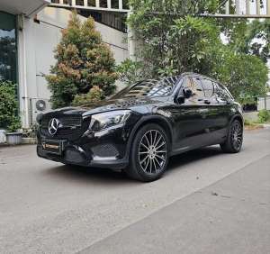 Jual bekas Mercedes Benz GLC250 AMG 2015 low km merci glc 250,lokasi di Tangerang Kota