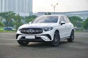 Jual bekas Mercedes Benz GLC300 AMG 4Matic X254 EQ-Boost CKD 2023 Putih Mulus,lokasi di Jakarta Selatan