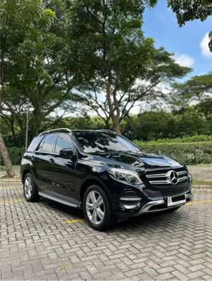 Mercedes Benz GLE400 Exclusive 2016 lokasi di Jakarta Barat, tersedia melalui melalui situs Olx