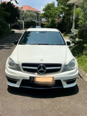 Jual bekas Mercedes Benz Mercy C200 CGI AT CKD 2012LOW KM Terawat modif C63 AMG,lokasi di  ,Jakarta Selatan