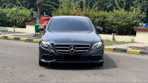 Jual bekas Mercedes Benz Mercy E 300 E300 Avantgarde Sport Style W213 CKD 2019,lokasi di Jakarta Selatan