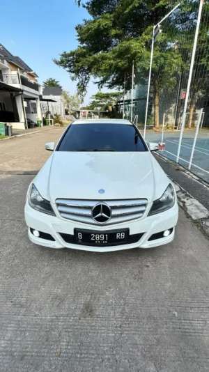 Jual bekas Mercedes-Benz w204,lokasi di Depok Kota