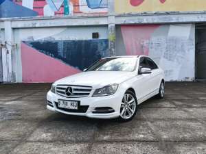 Jual bekas Mercedes C200 Avantgarde CGI W204 2012,lokasi di Jakarta Utara