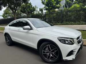 Jual bekas mercedes GLC 300 GLC300 coupe 2019 reg 2020 barang istimewabody cakep,lokasi di Jakarta Selatan