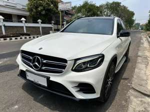 Jual bekas Mercedes GLC200 AMG Night Edition 2019 Low KM,lokasi di Surabaya Kota