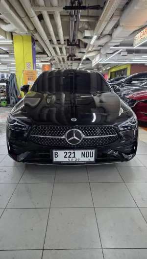Jual bekas Mercedez Benz CLA 200 AMG line Coupe 2023 matic km 21rb good conditon,lokasi di Jakarta Pusat