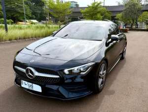 Jual bekas Mercedez benz CLA200tahun 2023 istimewa,lokasi di Jakarta Timur