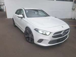 Jual bekas Mercy A200 HB progresif line 2022,lokasi di Jakarta Selatan