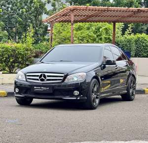 Jual bekas Mercy C250 AMG W204 2010Odo 38rbu Miles,lokasi di Jakarta Selatan