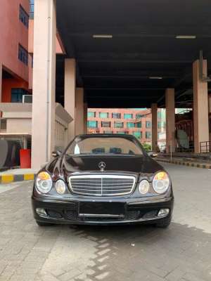 Jual bekas MERCY E200 ANTIK KM 40RB MURAH,lokasi di Jakarta Barat