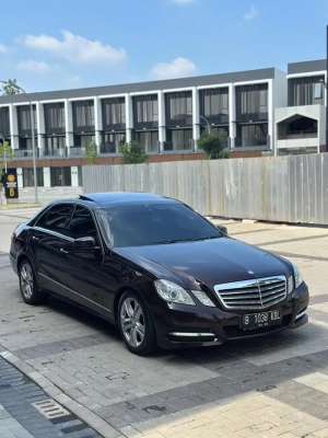 Jual bekas MERCY E300 AVG 2012,lokasi di Bogor Kab.