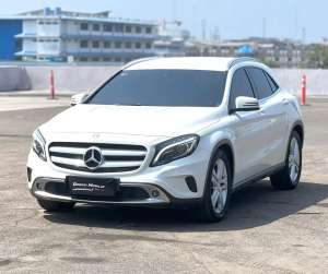 Jual bekas Mercy GLA200 Urban 2015Odo 28rbu Miles,lokasi di Jakarta Pusat