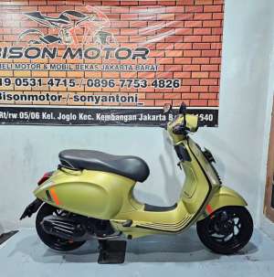Jual bekas MEWAH PIAGGIO VESPA SPRINT S ABS IGET FACELIFT LED TH 2025 HIJAU,lokasi di Tangerang Kota