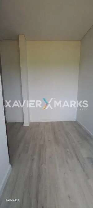 MEWAH ZORA KIMORA 3 LANTAI BSD DEKAT IPEKA lokasi di Tangerang Kab., tersedia melalui melalui situs Olx