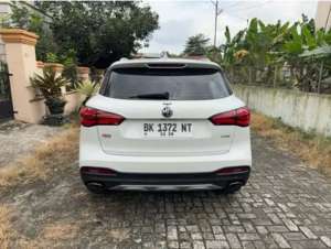 MG HS 2022 Bensin lokasi di Medan Kota, tersedia melalui melalui situs Olx