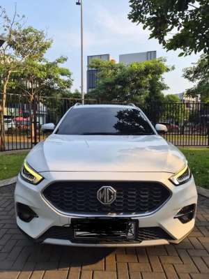 Jual bekas MG ZS Magnify Warna Putih AT 2023 Pribadi Murah,lokasi di Jakarta Selatan