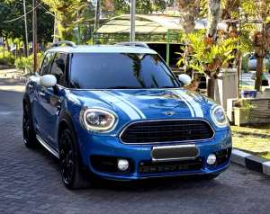 Jual bekas MINI COOPER COUNTRYMAN TURBO SKY BLUE PMK 2018,lokasi di Surabaya Kota