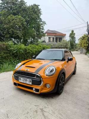 Jual bekas Mini cooper s 2.0 2014 low km,lokasi di Jakarta Selatan