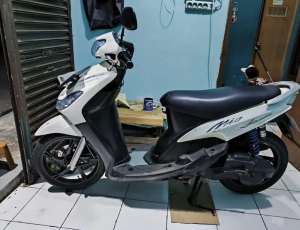Jual bekas Mio Smile 2010 putih lembayung,lokasi di Jakarta Selatan
