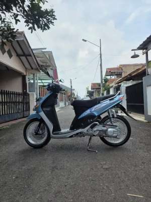 Jual bekas Mio Sporty 2005 5tl non step Telor Asin,lokasi di Bandung Kab.