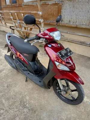 Jual bekas Mio sporty THN 2006 surat2 lengkap plat isi motor pakean pribadi TTBT,lokasi di Bandung Kab.