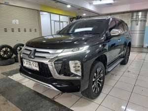 Jual bekas MITSHUBISI PAJERO SPORT DAKAR 4X2 2022 HITAM,lokasi di Jakarta Utara