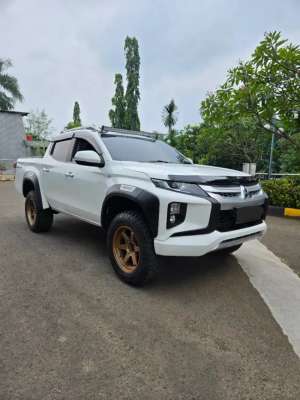 Jual bekas Mitsubishi All new Triton 2021 4x4 Dcab Modif overland 4wd,lokasi di Jakarta Timur