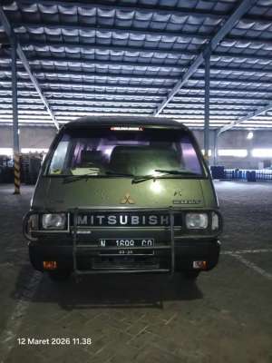 Jual bekas MITSUBISHI L300 STATION WAGON,lokasi di Malang Kab.