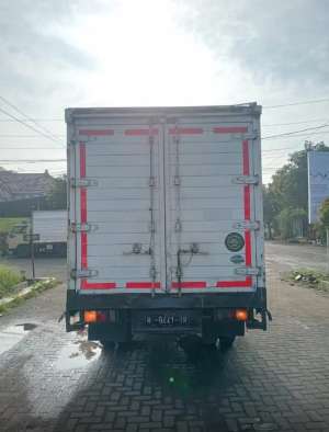 Mitsubishi Maruti lampu bulat Fe 334 tahun 2000 , tersedia melalui melalui situs Olx