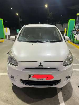 Jual bekas Mitsubishi Mirage Exceed AT 2015,lokasi di Tangerang Selatan Kota
