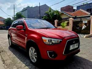 Jual bekas MITSUBISHI OUTLANDER 2.0 PX 2015 AT,lokasi di Surabaya Kota