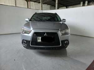 Jual bekas Mitsubishi Outlander PX 2.0 ATMatic2013 Abu Muda Plat ganjil Pajak maret 2027,lokasi di Jawa Barat