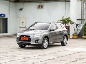 Jual bekas Mitsubishi Outlander sport GLS 2.0 Matic 2014 abu abu,lokasi di  