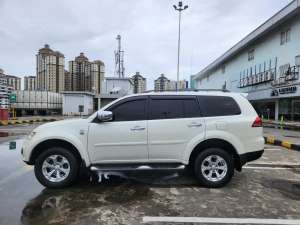 Jual bekas Mitsubishi Pajero Dakar 2014,lokasi di Jakarta Pusat