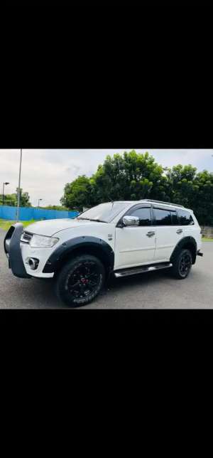 Jual bekas Mitsubishi Pajero Sport 2015 Diesel,lokasi di Tangerang Selatan Kota