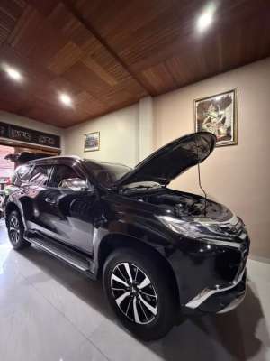Jual bekas Mitsubishi Pajero Sport 2017 Diesel,lokasi di Depok Kota