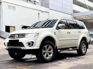 Jual bekas MITSUBISHI PAJERO SPORT 2.5 DAKAR AT DIESEL 2014 PUTIH,lokasi di Jakarta Pusat