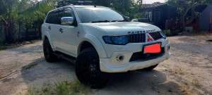 Jual bekas Mitsubishi Pajero Sport 4x4 AT 2012,lokasi di Pekanbaru Kota