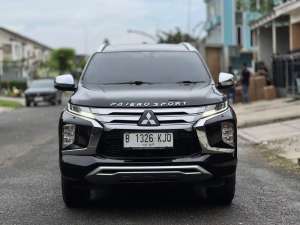 Jual bekas Mitsubishi Pajero Sport Dakar Ultimate 4x4 Solar AT 2022 fortuner,lokasi di Tangerang Selatan Kota