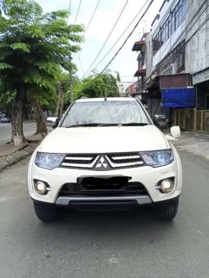 Jual bekas MITSUBISHI PAJERO SPORT DAKAR VGT AT 2014,lokasi di Medan Kota