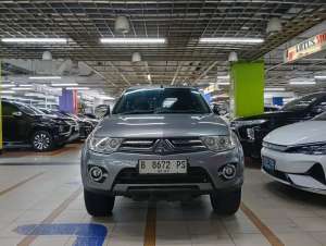 Jual bekas Mitsubishi Pajero sport Dakar VGT 4x2 Automatic 2014,lokasi di  